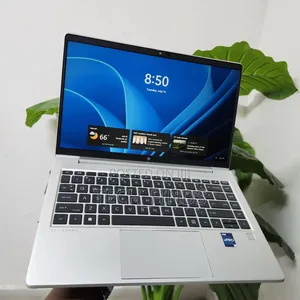 Laptop HP EliteBook 640 G10 16GB Intel Core i7 SSD 512GB