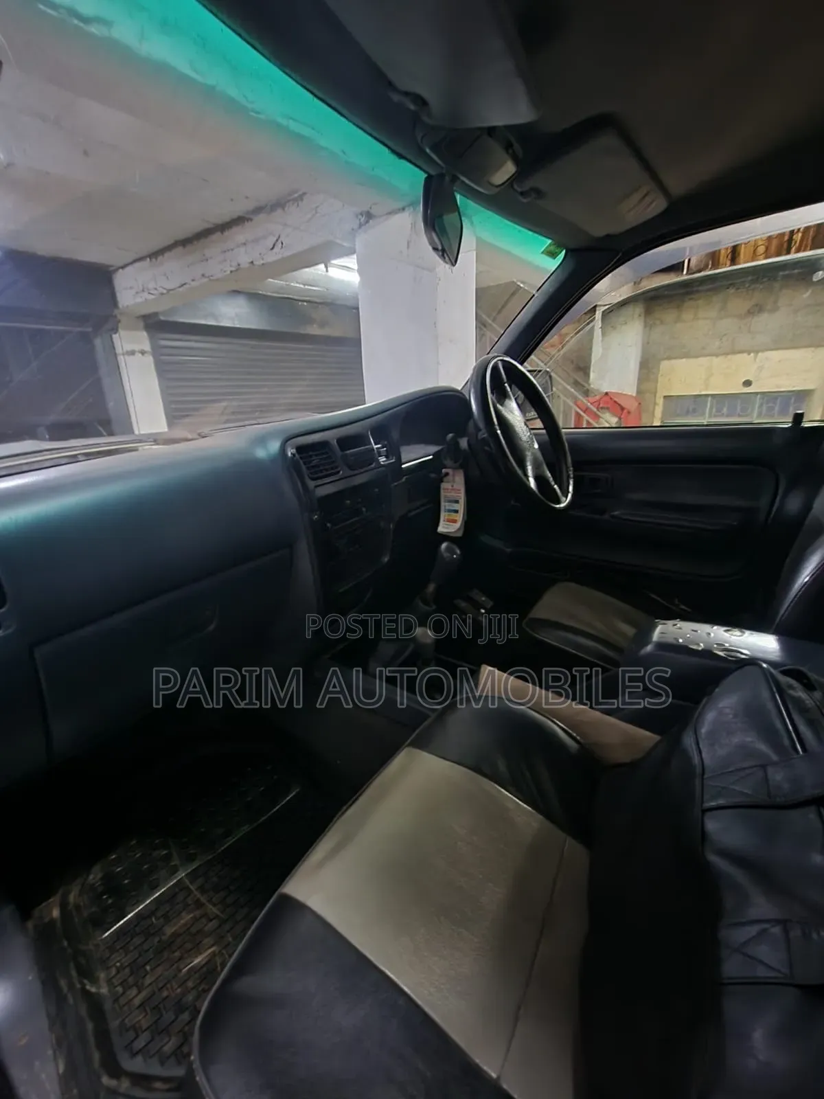 Toyota Hilux 2003 Brown