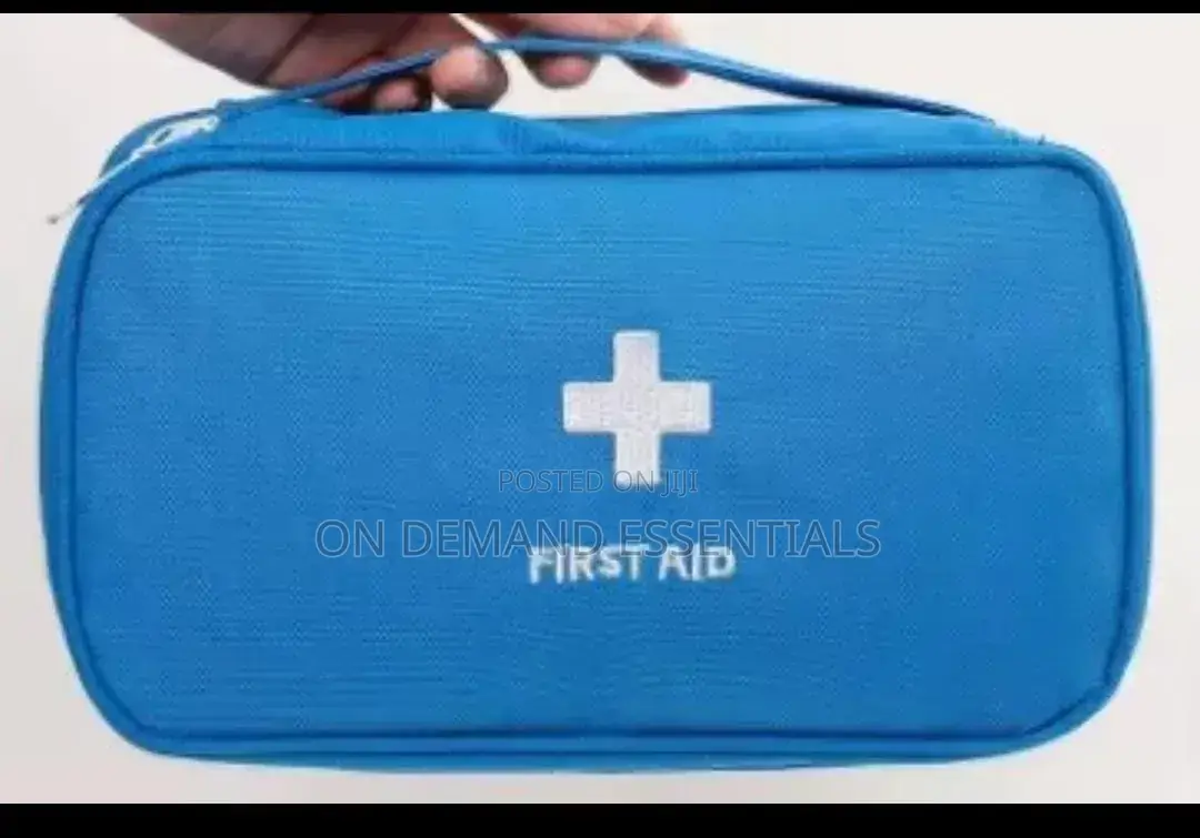 NEW First Aid Kit Emergency Medical First Aid Kit Bag