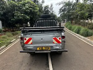 Toyota Hilux 2014 Silver
