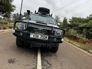 Toyota Hilux 2014 Silver
