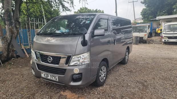 Nissan Caravan (Urvan) 2016 Grey - thumbnail 7