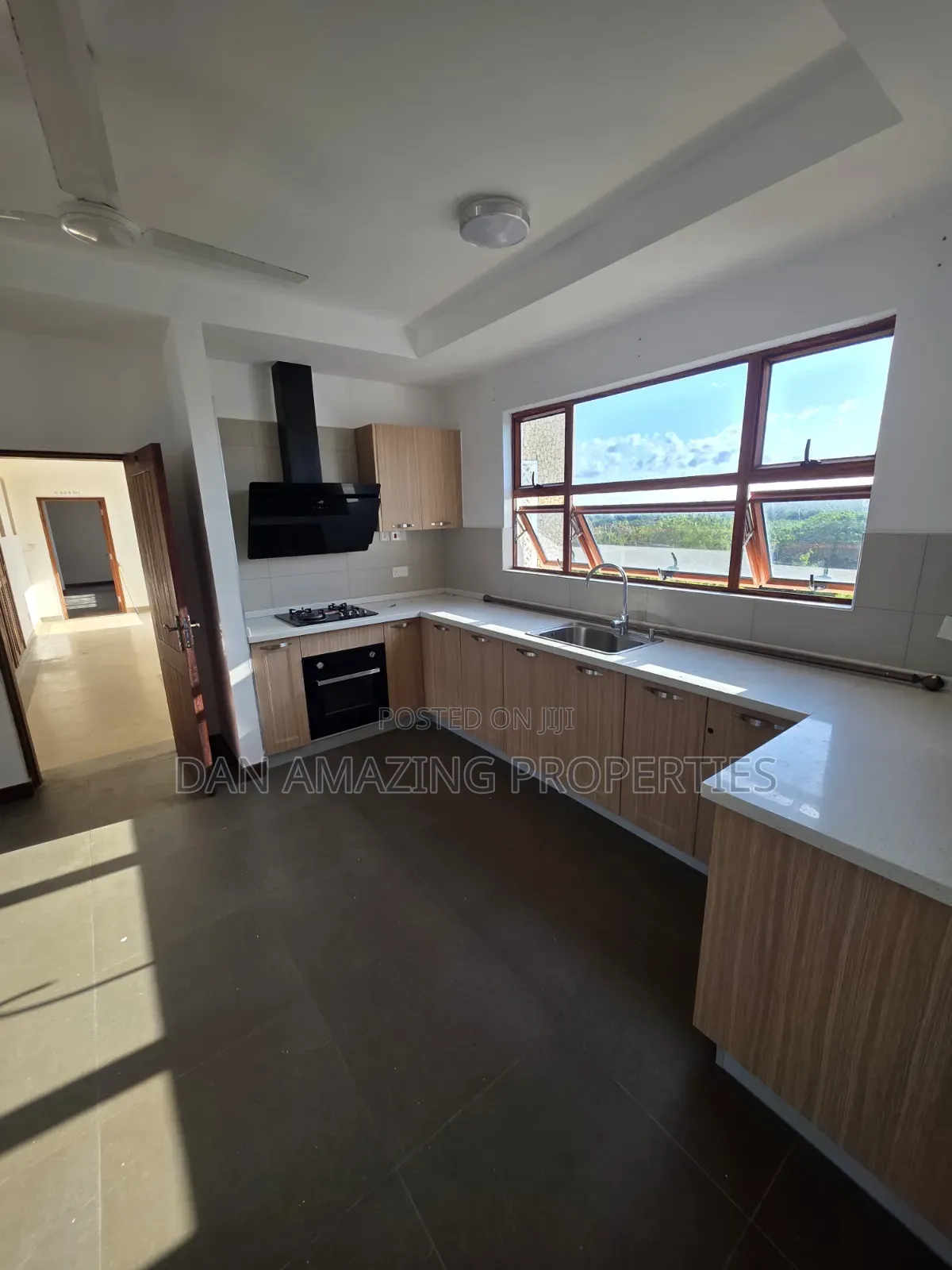 2bdrm Apartment in Kikambala Beachfront for sale