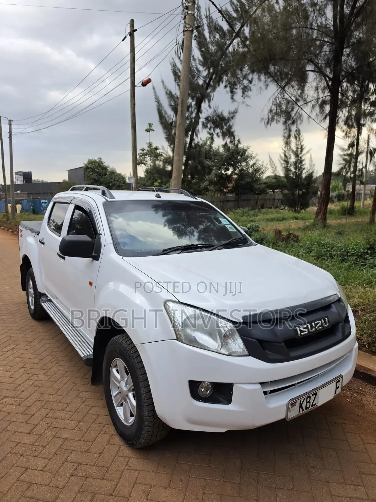 Isuzu D-MAX 2014 White