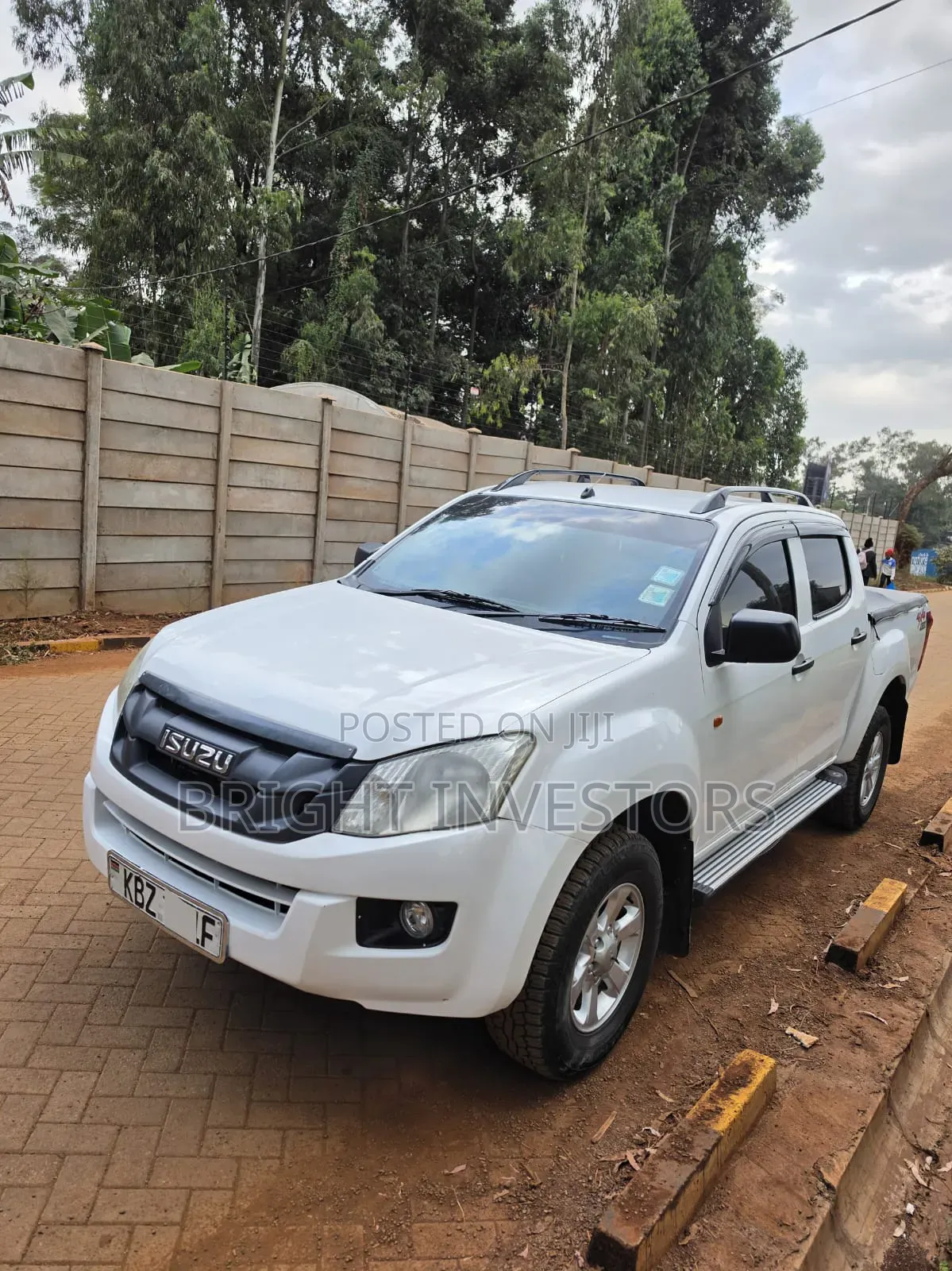 Isuzu D-MAX 2014 White