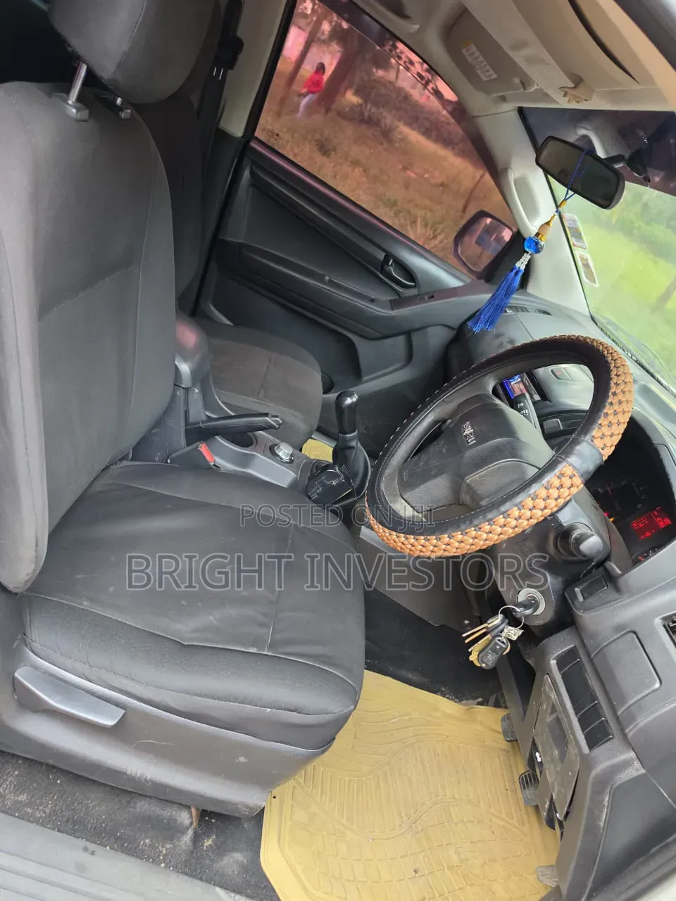 Isuzu D-MAX 2014 White