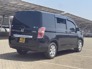 Honda Stepwgn 2013 Black