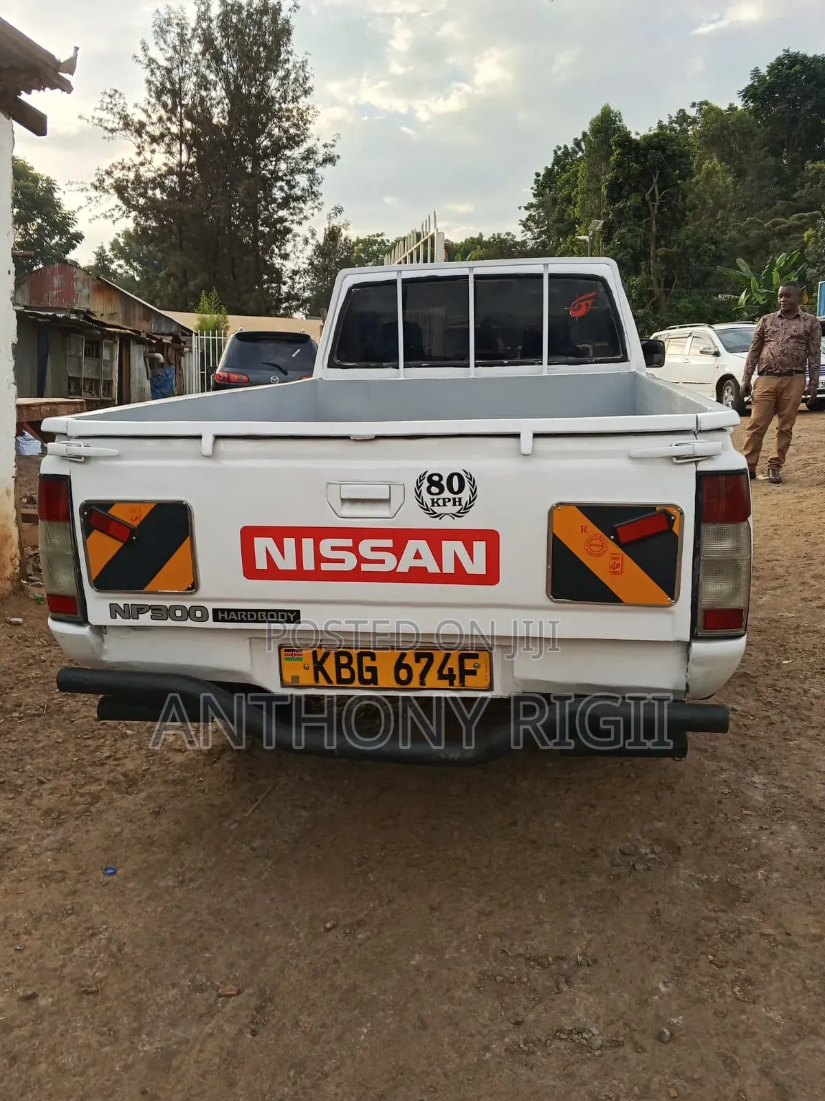 Nissan Hardbody 2400i 2005 White