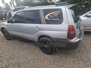Subaru Forester 2002 Silver