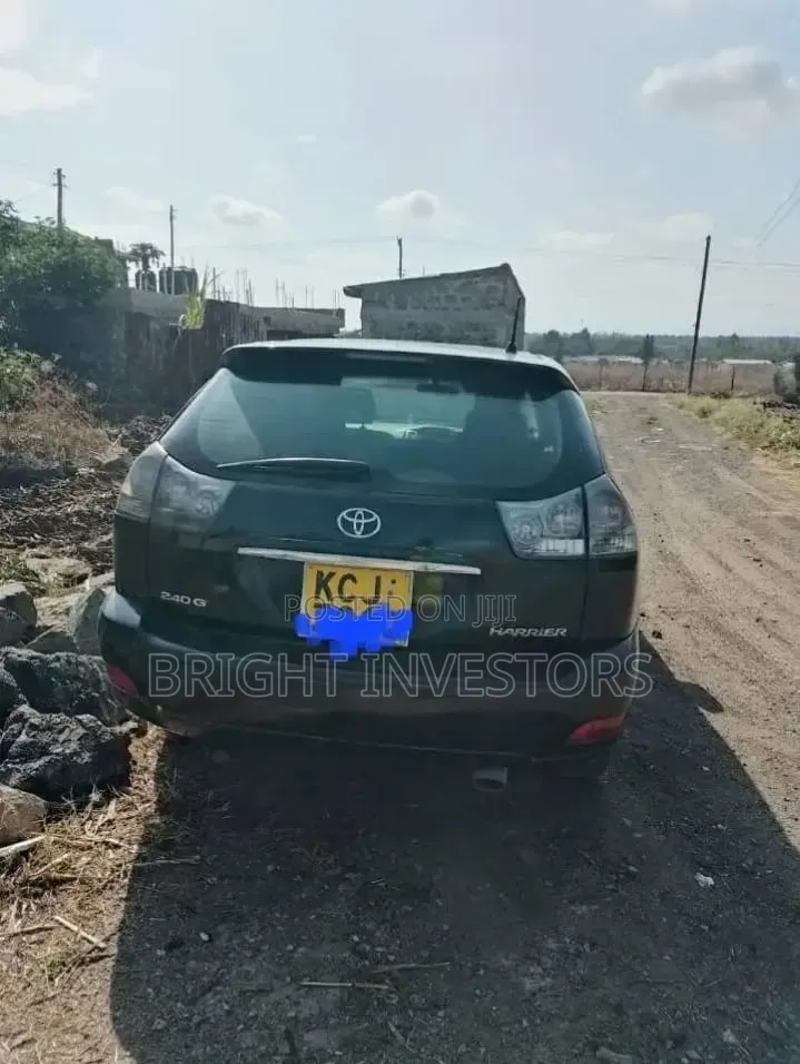Toyota Harrier 2012 Black