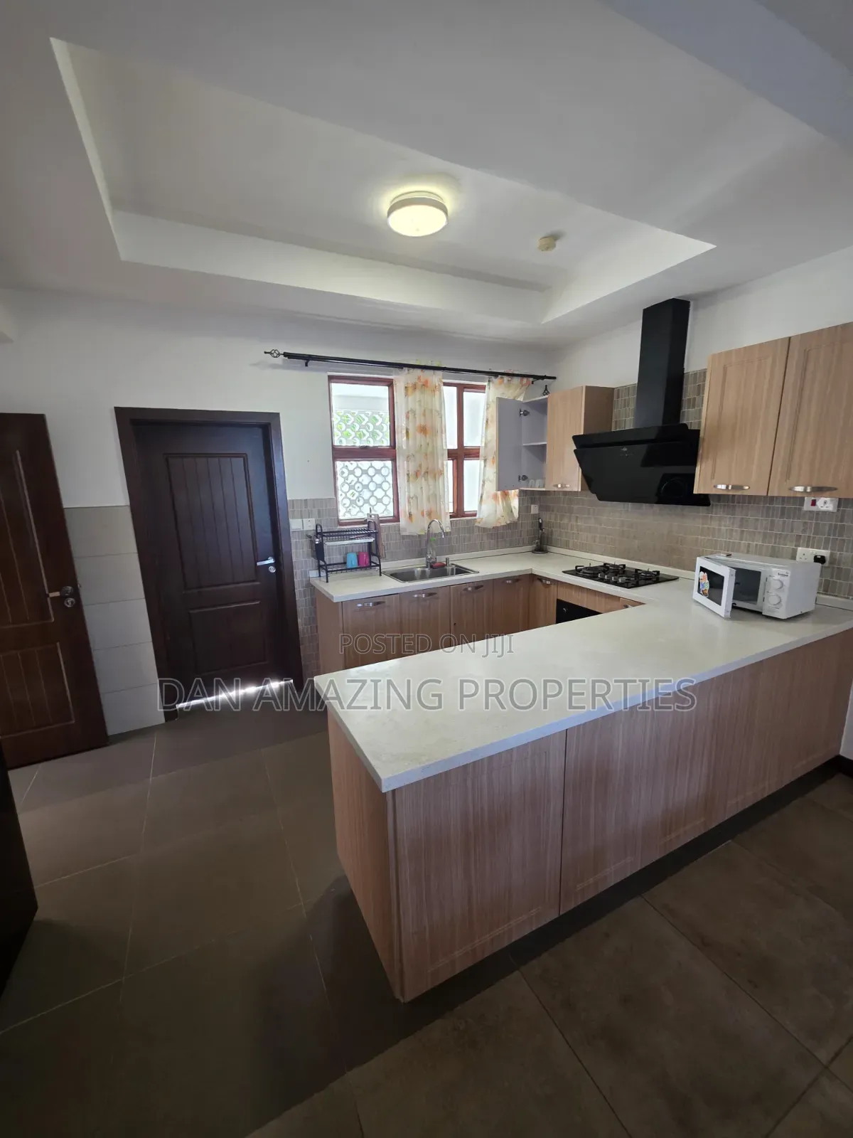 3bdrm Townhouse/Terrace in Kikambala Beachfront for sale