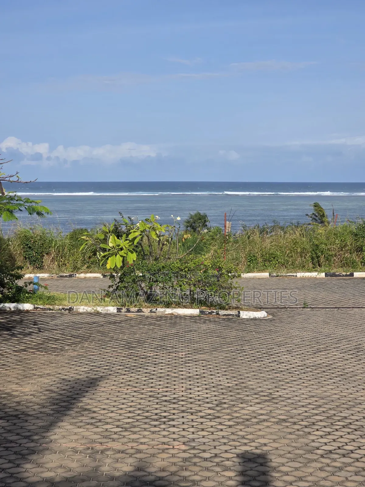 3bdrm Townhouse/Terrace in Kikambala Beachfront for sale