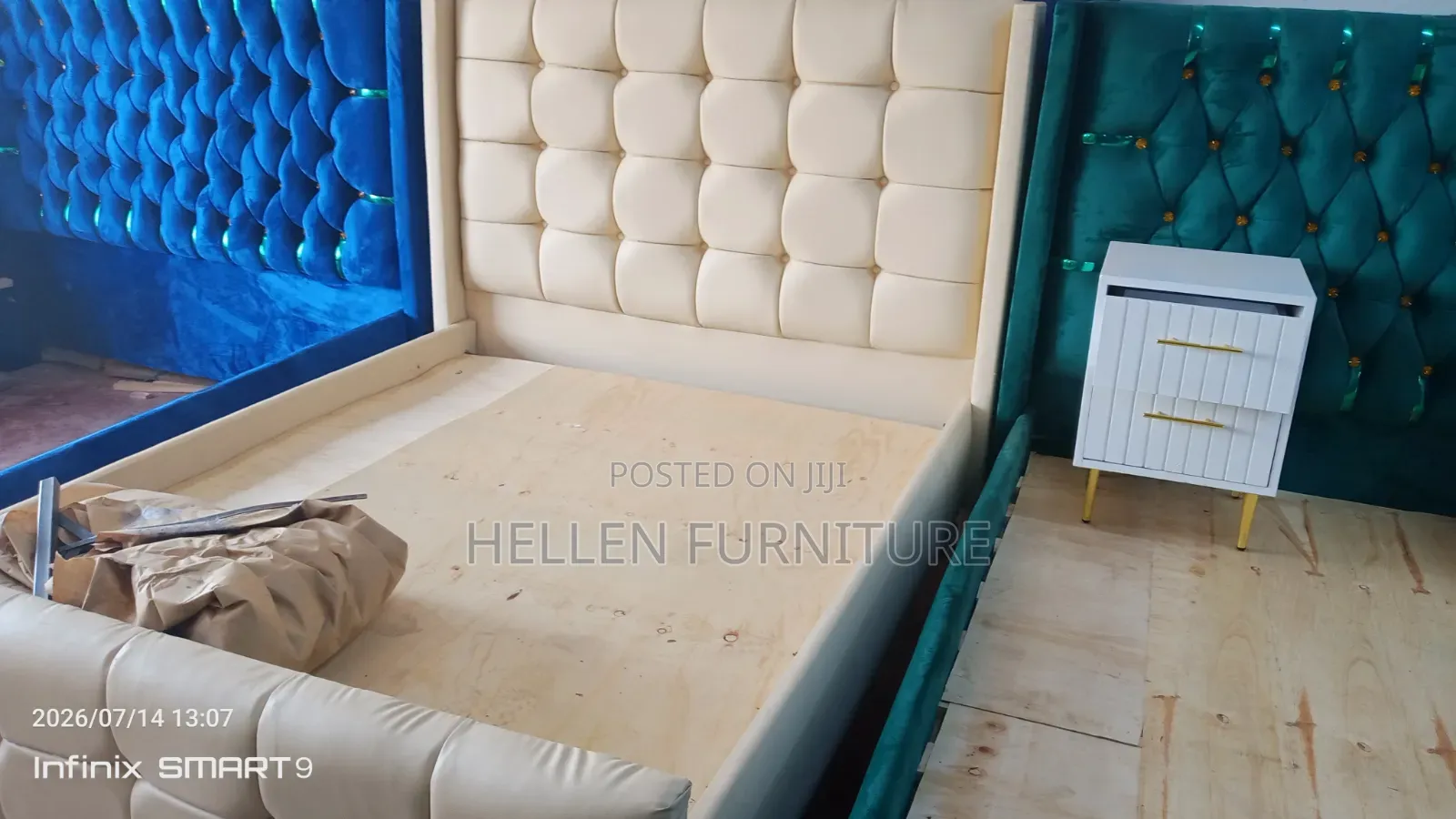 Chester 5by6 Blue and Brown Bed