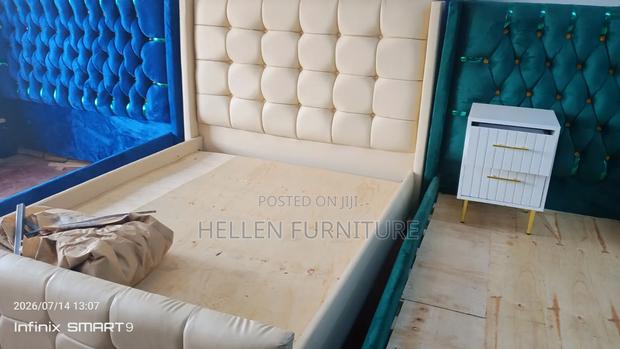 Chester 5by6 Blue and Brown Bed - thumbnail 2