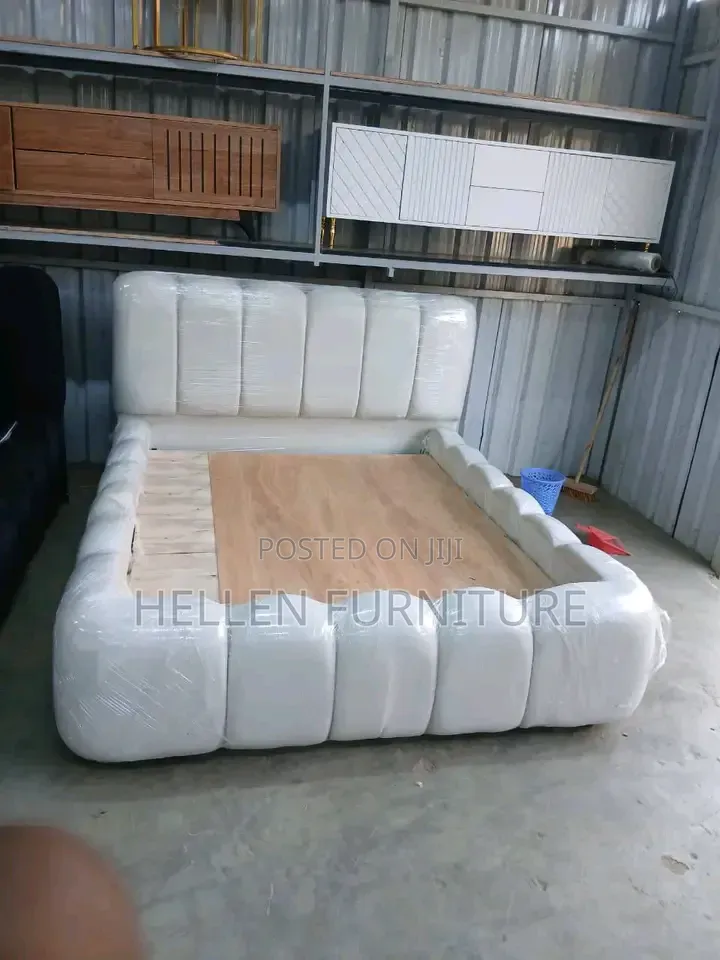 Offer!! Chester Bed 5by6