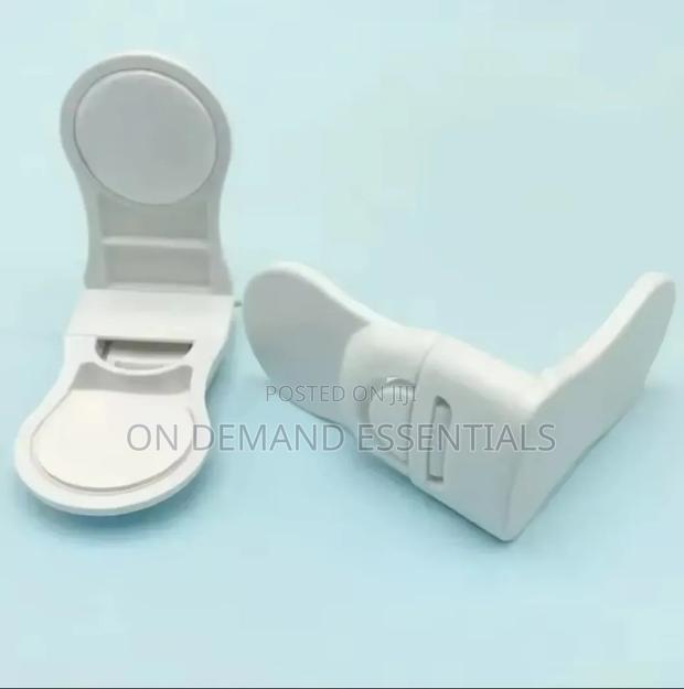 1pc Anti-Pinch Hand Child Safety Lock - thumbnail 3