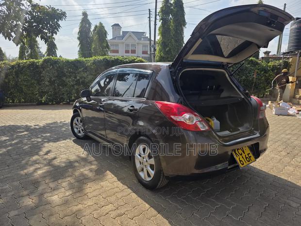 Nissan Tiida 2012 Maroon - thumbnail 6