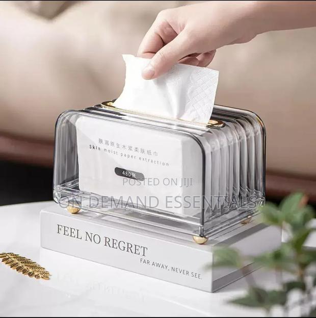 Luxury Clear Serviette Holder - thumbnail 2
