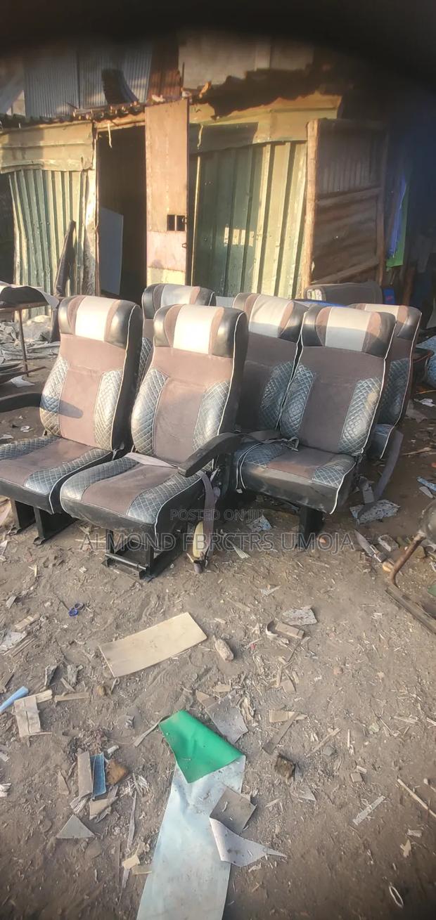 All 8 Tour Seats Reclining