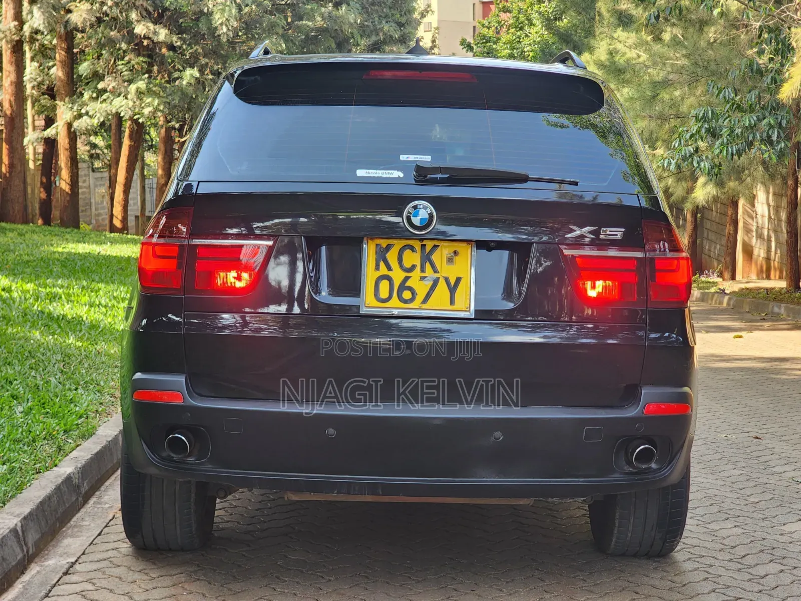 BMW X5 xDrive30i AWD (3.0L 6cyl 6A) 2010 Black