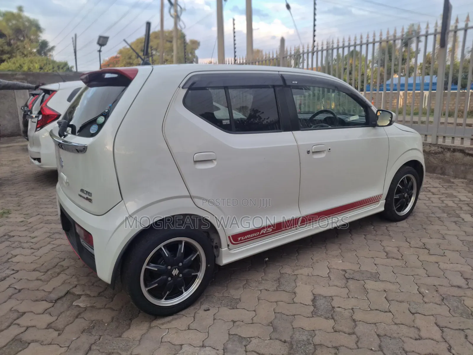 Suzuki Alto 2018 White