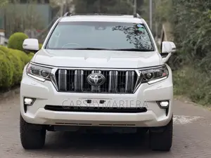 Toyota Land Cruiser Prado 2.8 2019 White