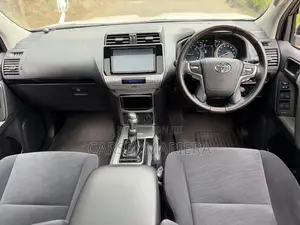 Toyota Land Cruiser Prado 2.8 2019 White