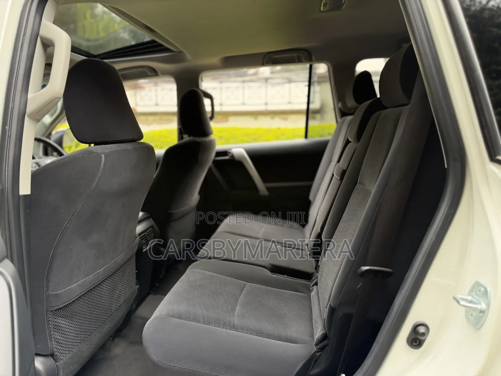 Toyota Land Cruiser Prado 2.8 2019 White