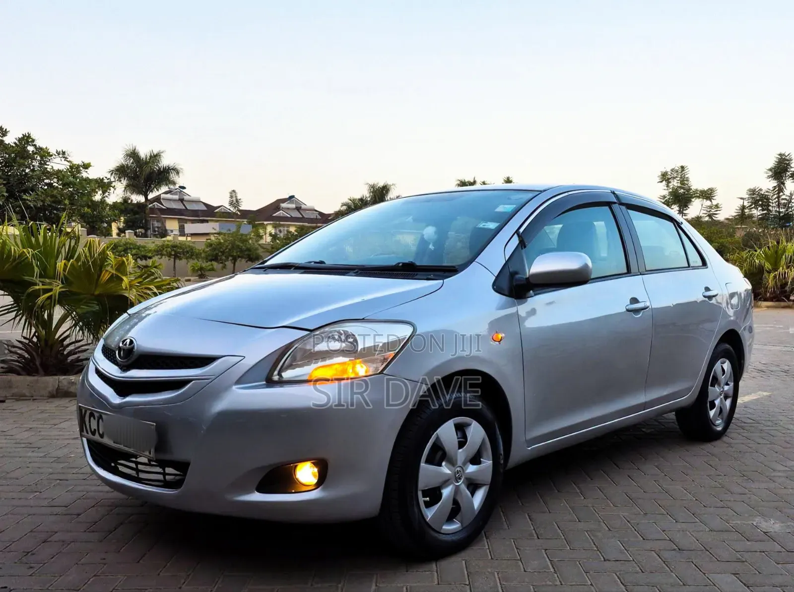 Toyota Belta 2008 Silver