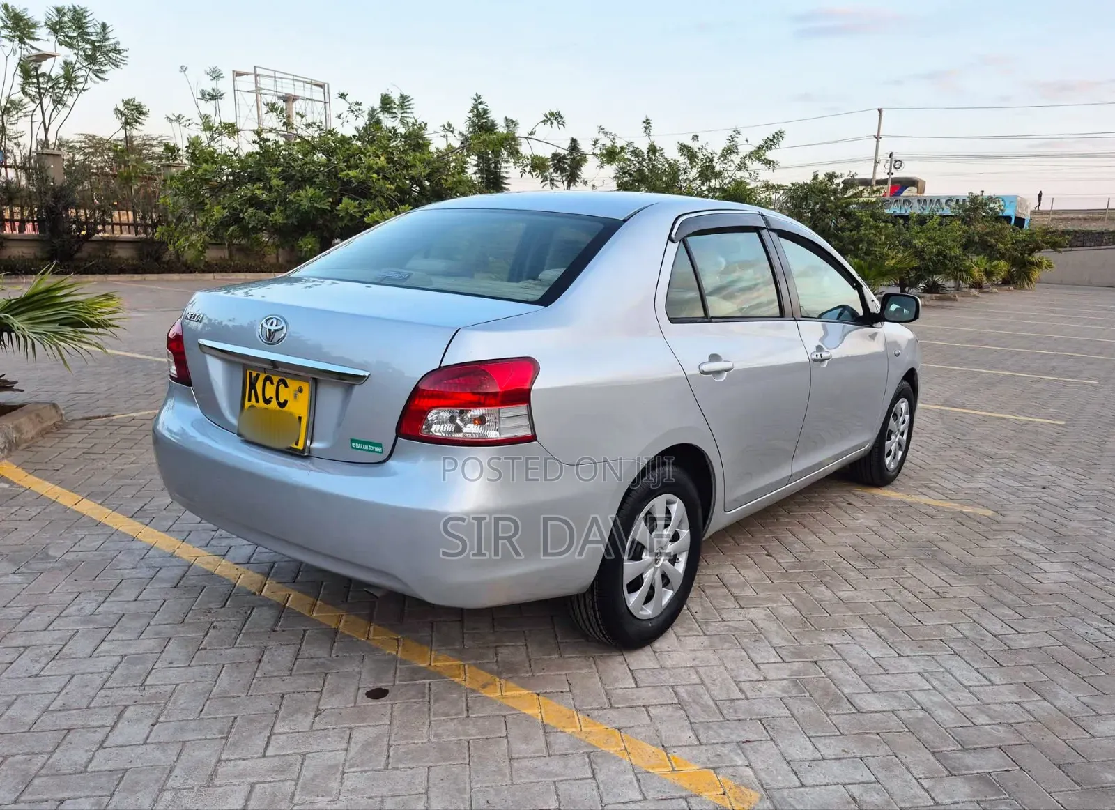 Toyota Belta 2008 Silver