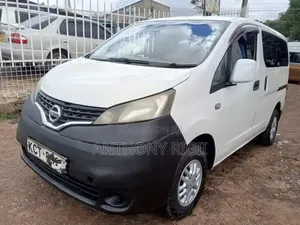 Nissan NV200 2011 White