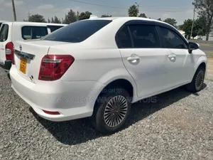 Toyota Axio 2015 White