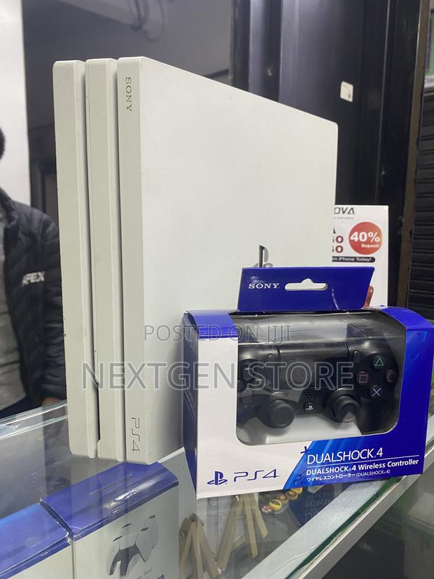 Ps4 Pro 1TB Chipped With 14+ Games+ One Controller - thumbnail 2