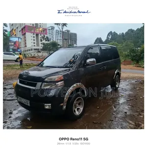Toyota Voxy 2003 Gray