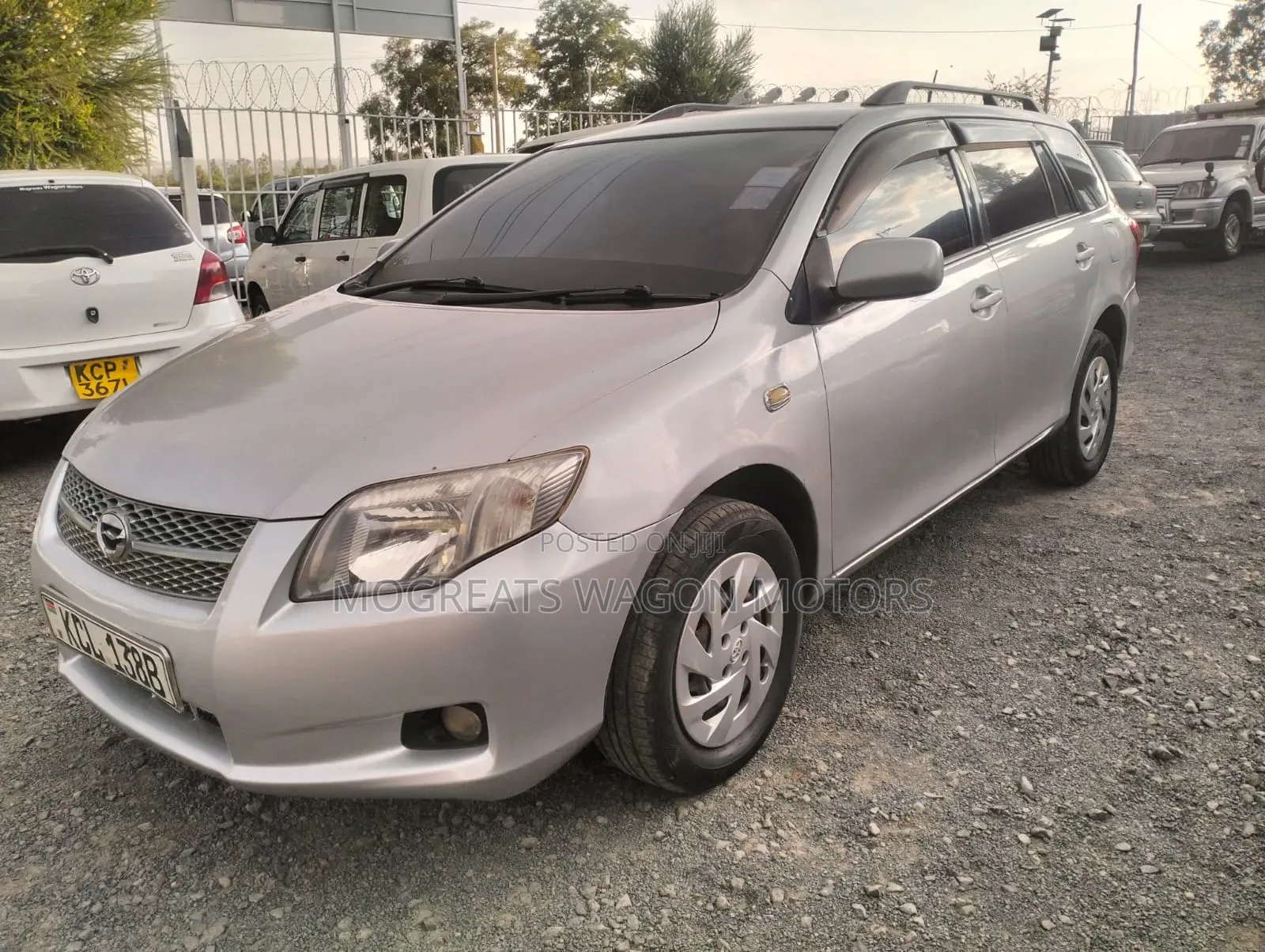 Toyota Corolla Fielder 2010 Silver