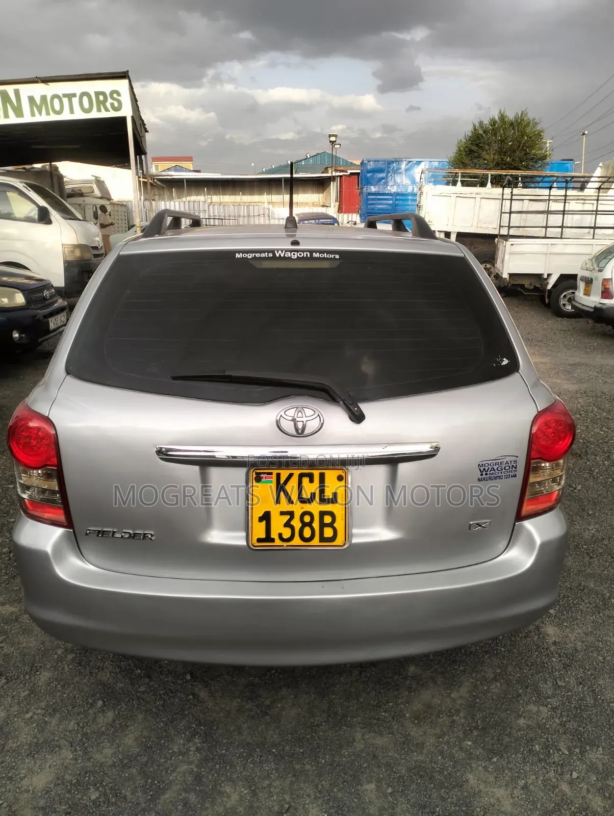 Toyota Corolla Fielder 2010 Silver