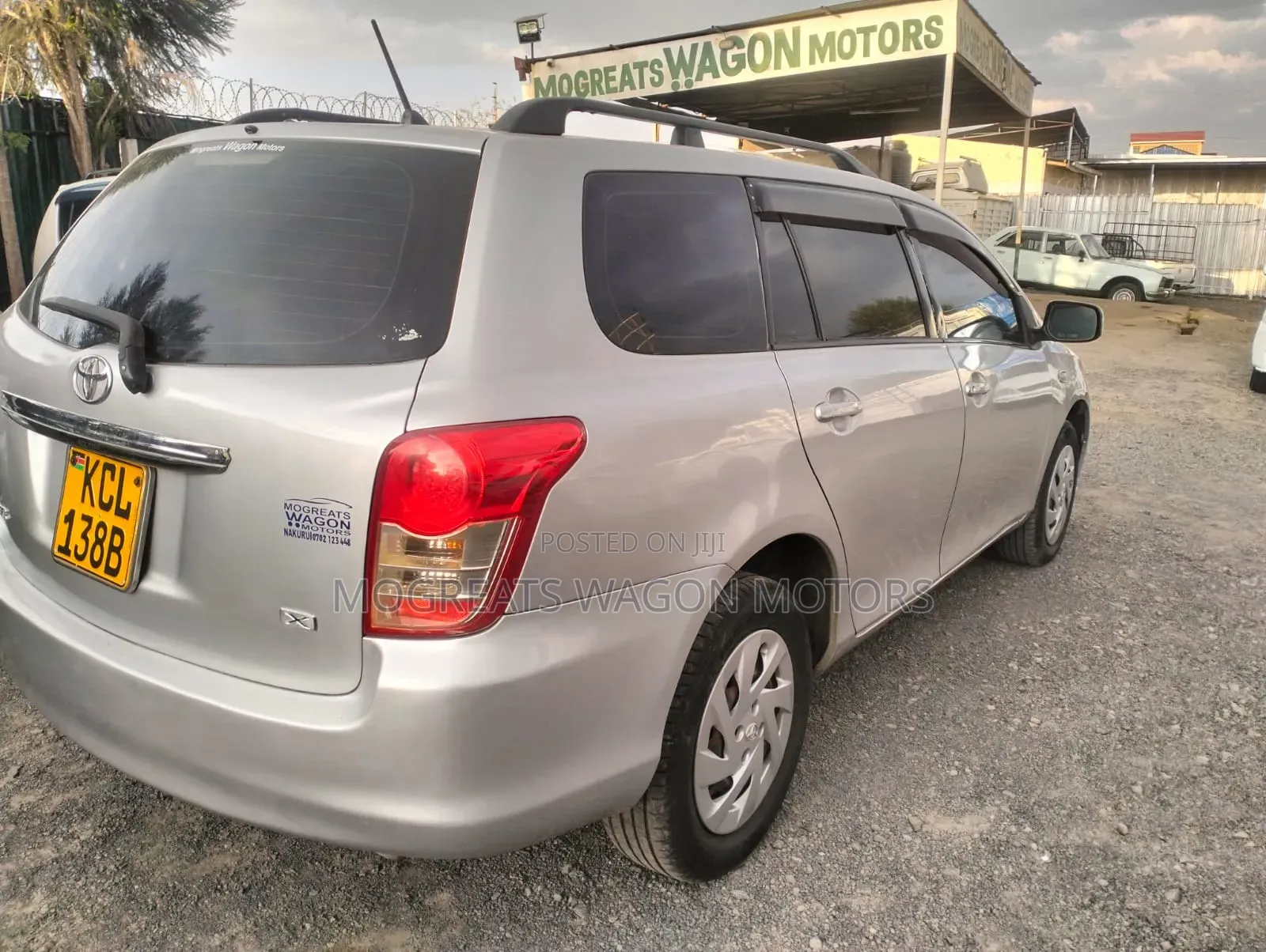 Toyota Corolla Fielder 2010 Silver