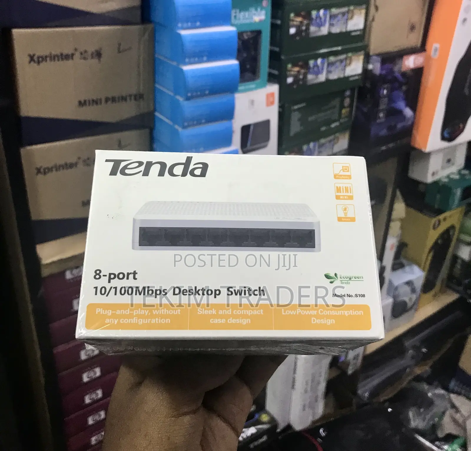 Tenda S108 8-Port 10/100 Switch Desktop Wall Mount Fanless