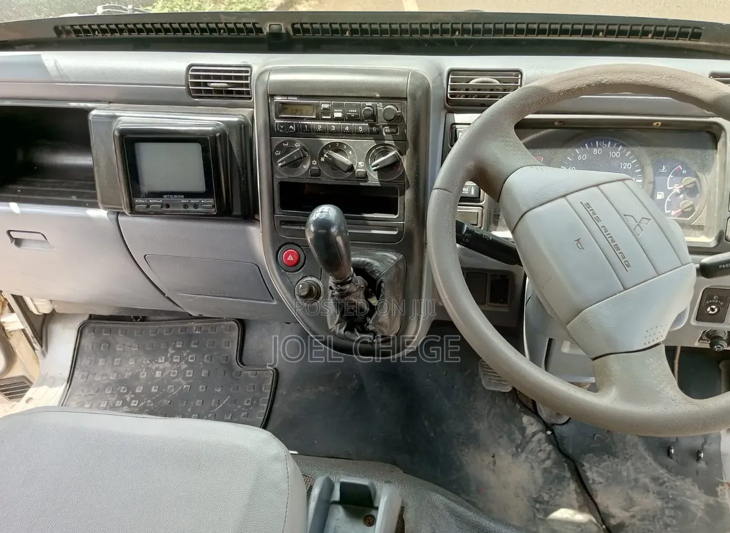 Mitsubishi Canter 4D 32
