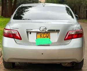Toyota Camry 2011 Silver