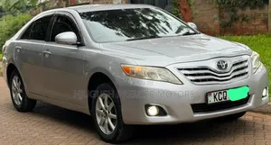 Toyota Camry 2011 Silver