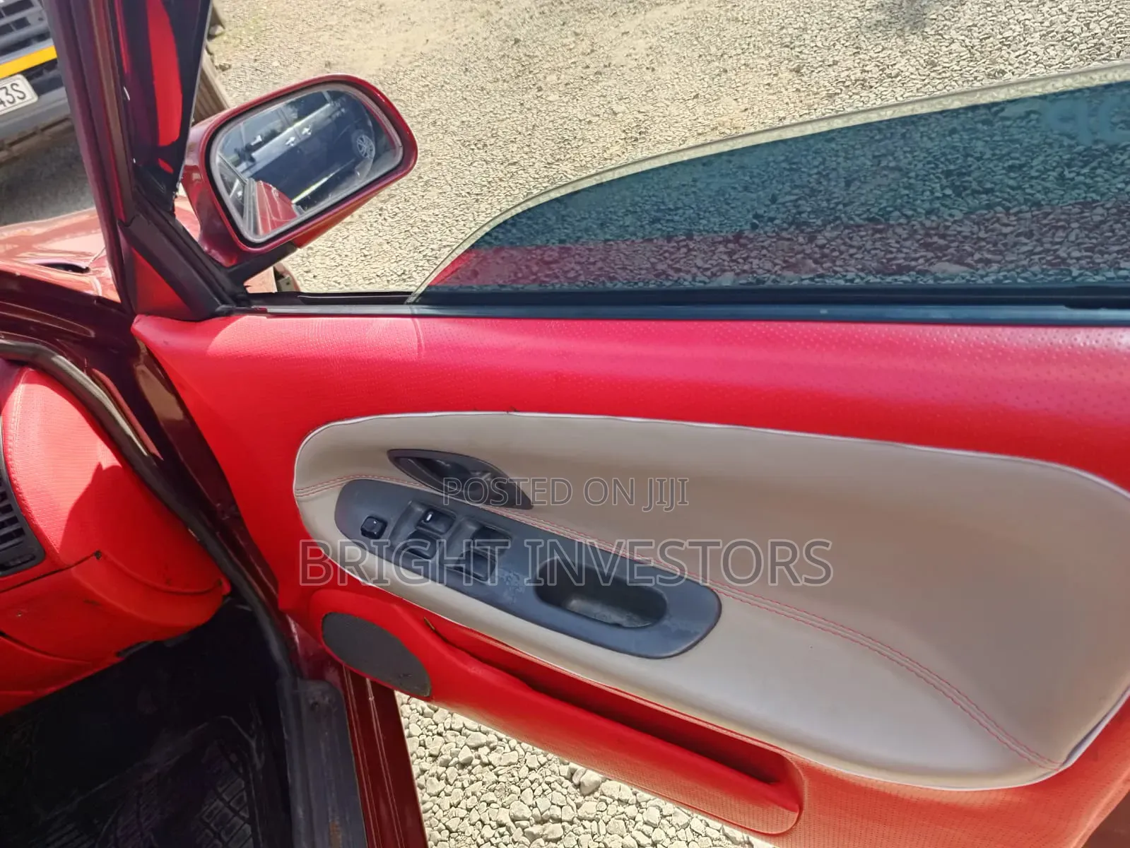 Mitsubishi Lancer 2000