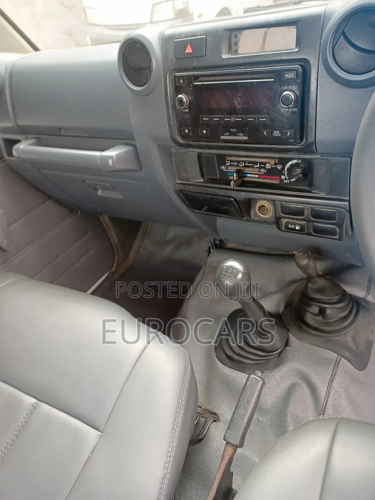 Toyota Land Cruiser 2016 White