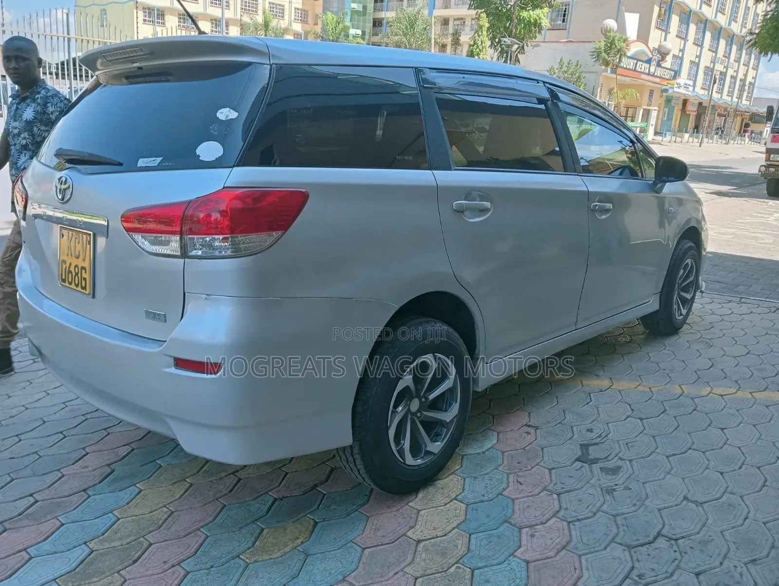 Toyota Wish 2012 Silver