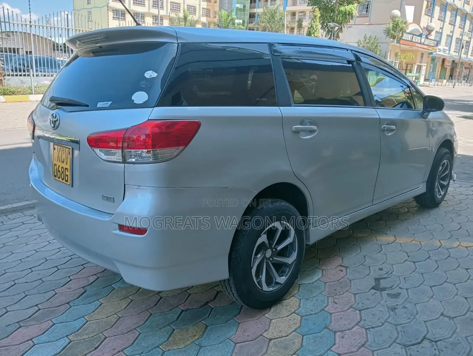 Toyota Wish 2012 Silver