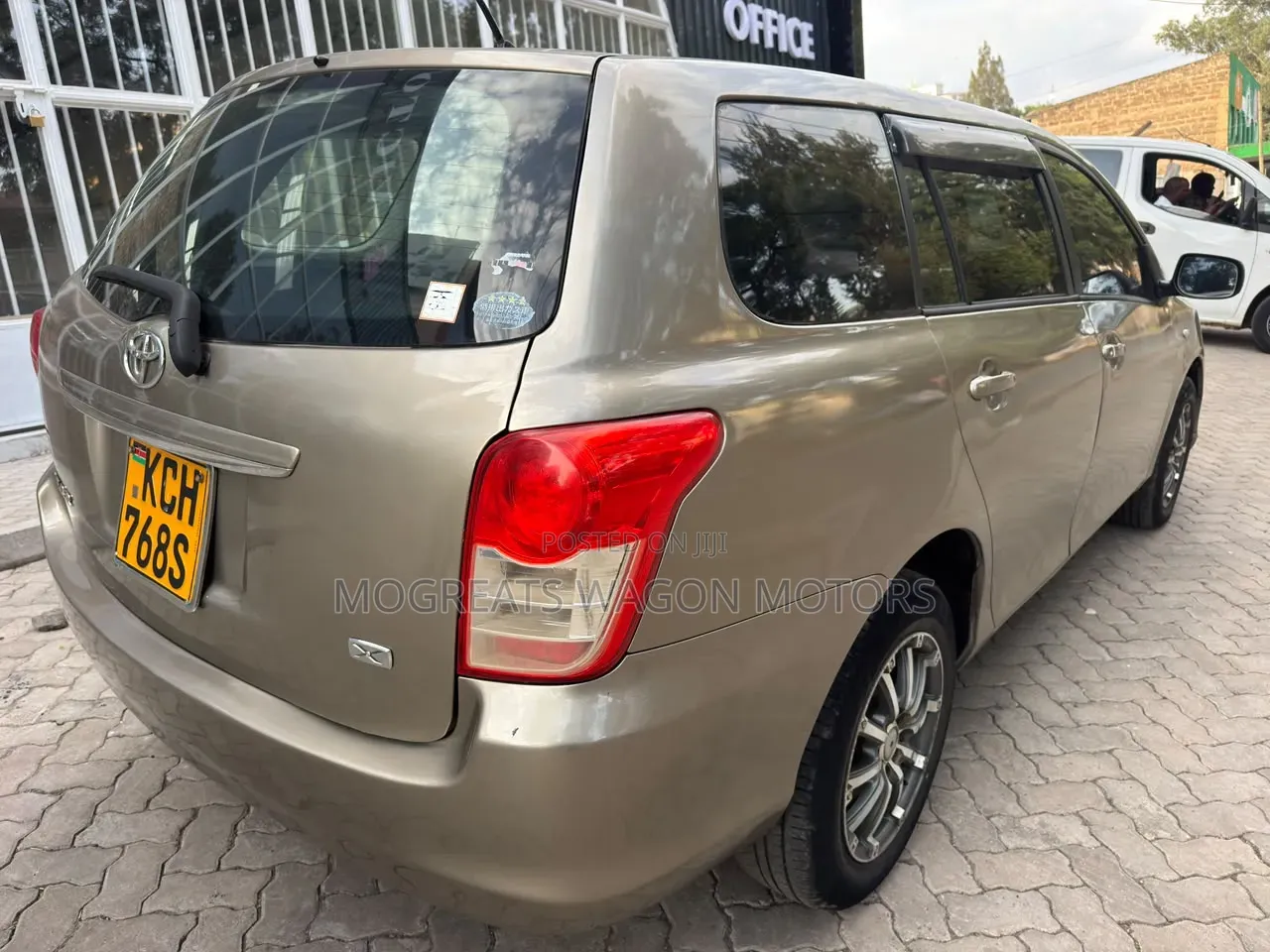 Toyota Corolla Fielder 2008 Gold
