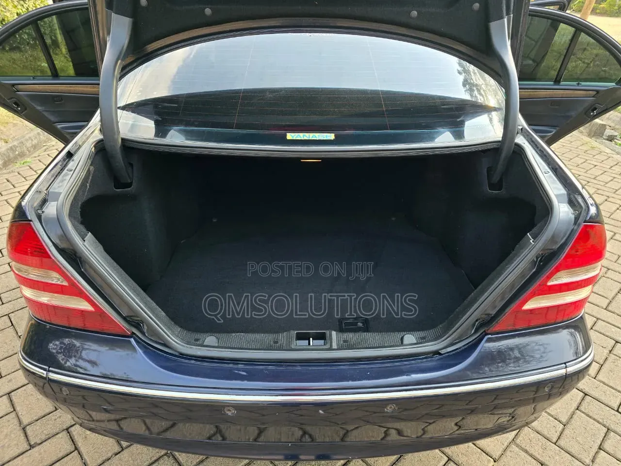 Mercedes-Benz C320 2006 Black