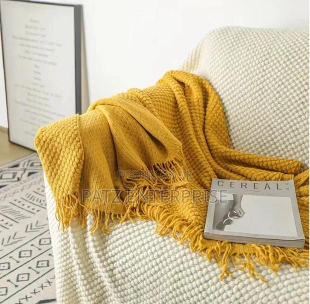 Throw Blankets - thumbnail 3