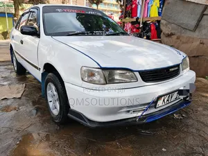 Toyota Corolla 1998 White