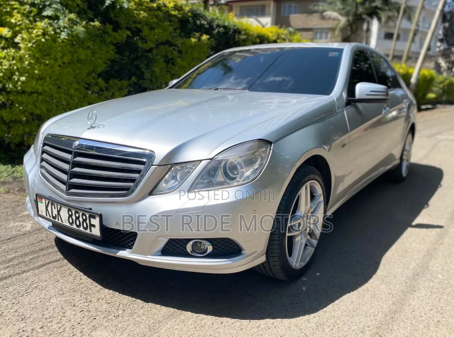 Mercedes-Benz E250 2009 Silver